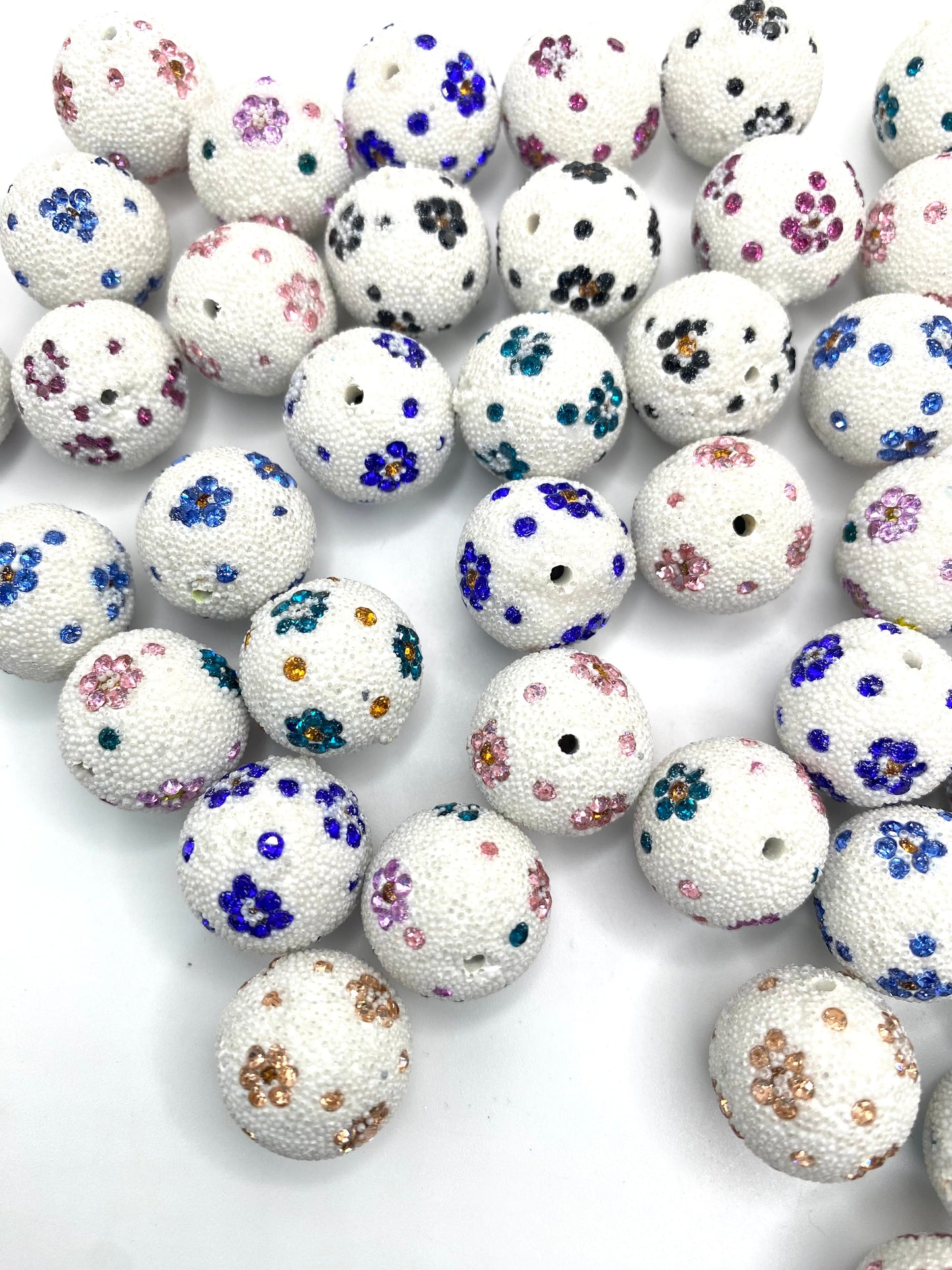 Delicate Snow Flower Fancy Acrylic Beads