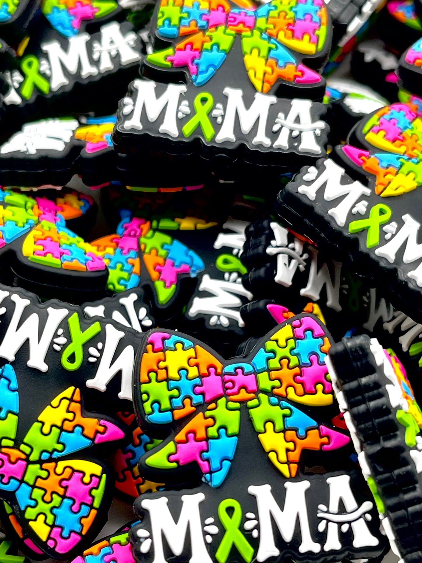 Awareness Mama 2.0 Silicone Focal Beads