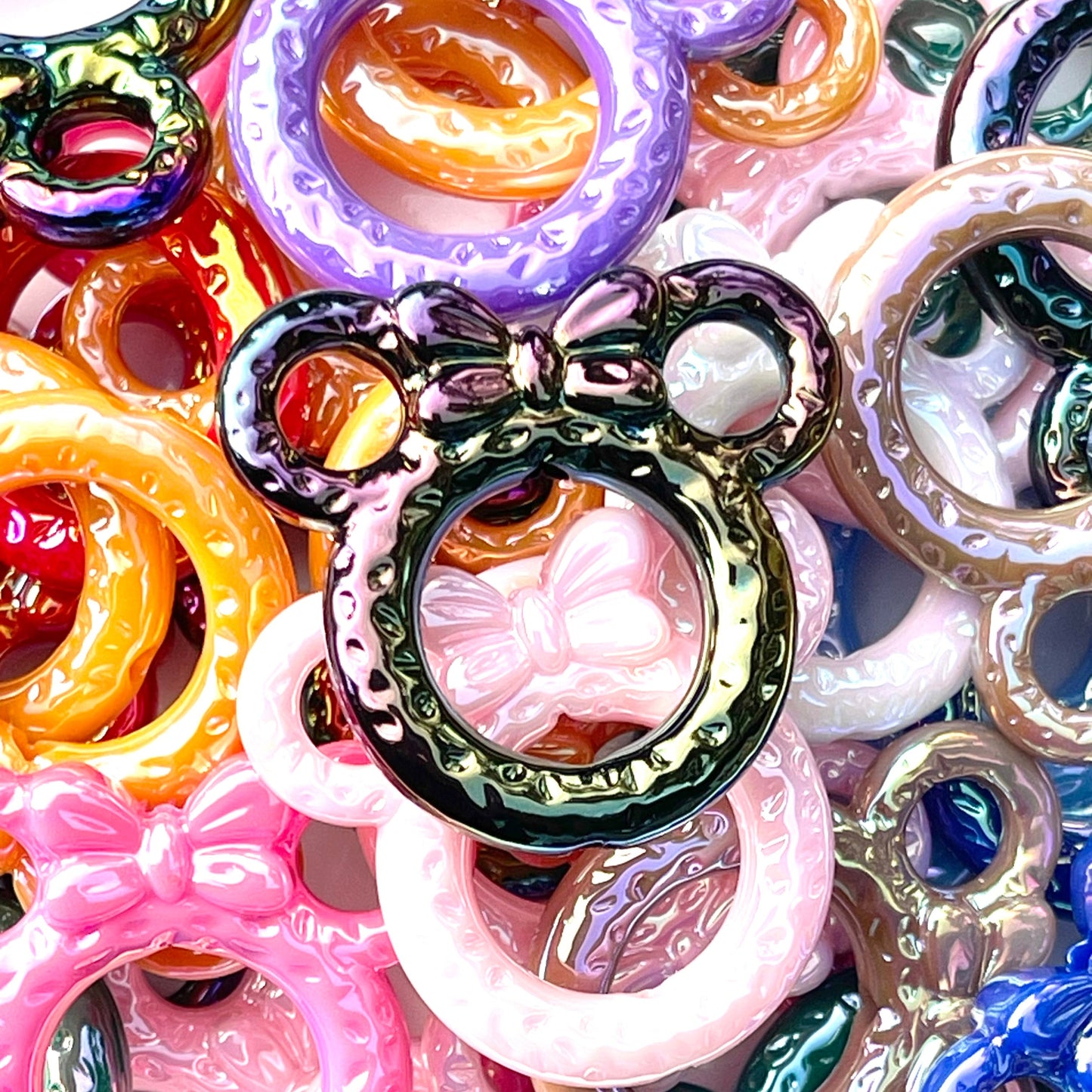 Mouse Acrylic Beads 34 x 37mm - Random Mix