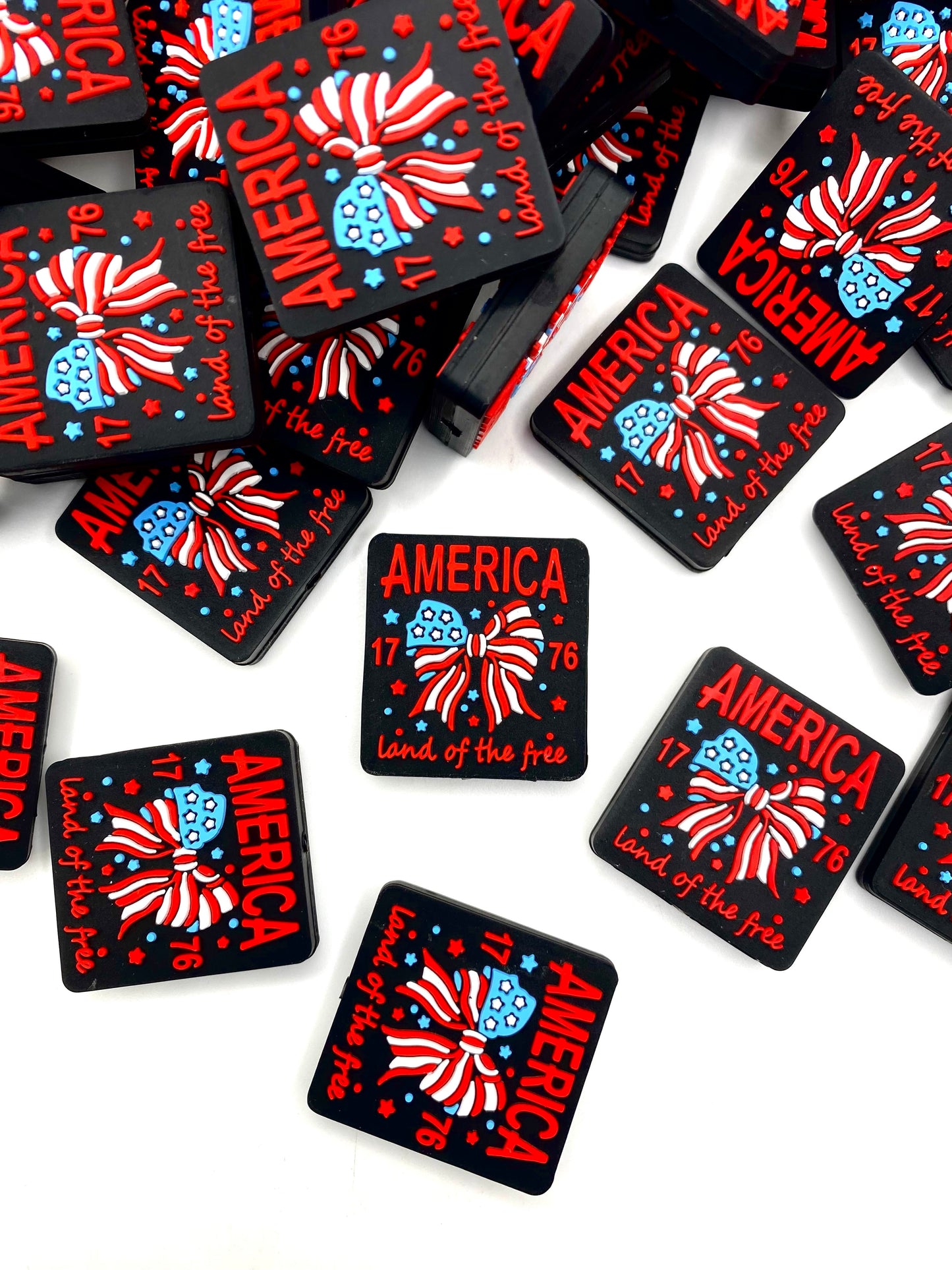 America 1776 Silicone Focal Beads